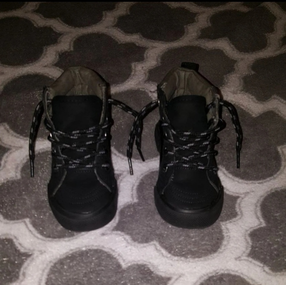 Black & Grey High Top Boots Sz 5c